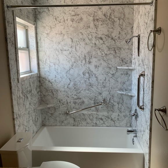 Meet your Posher, Joshua - Picture 1 of 1